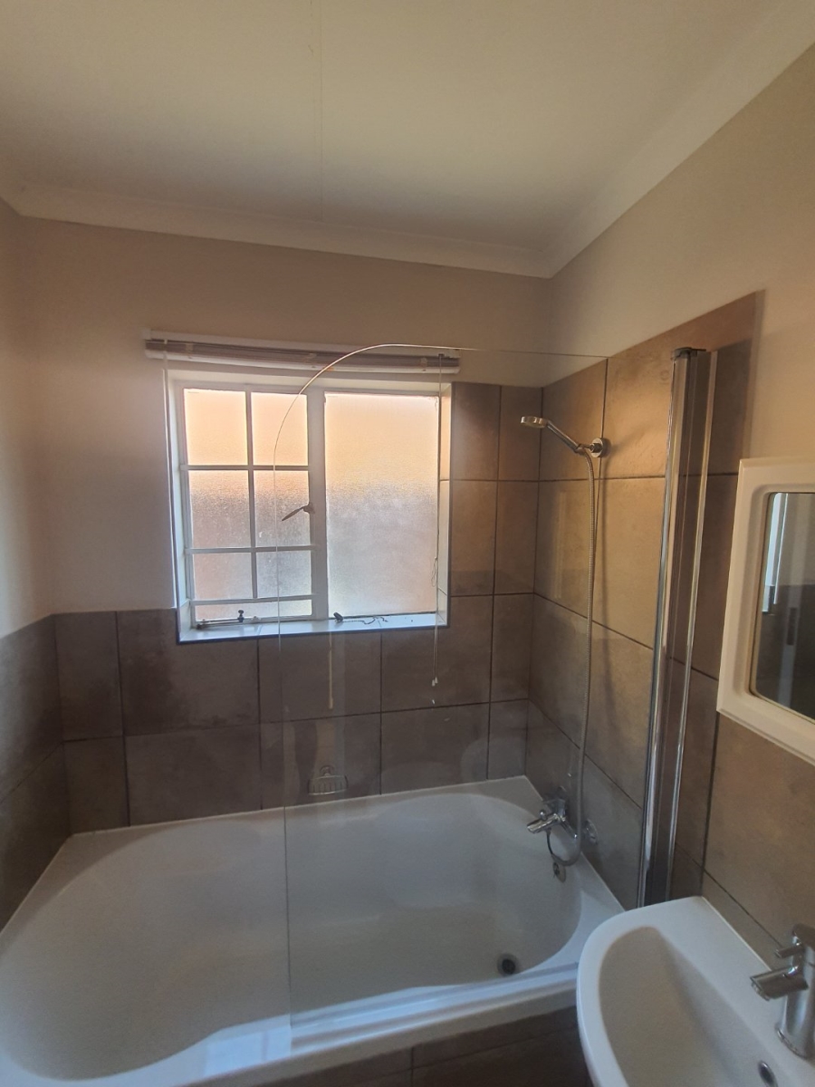 To Let 2 Bedroom Property for Rent in Ngwenya River Estate North West